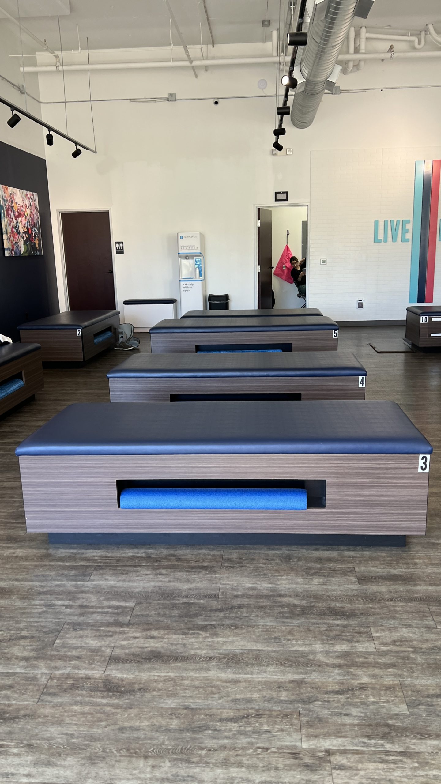 StretchLab Tables